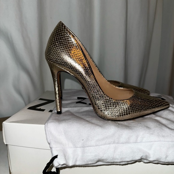 Schutz Metallic  Pumps - Picture 4 of 6